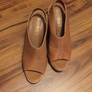 Sorel 7M leather wedge sandal